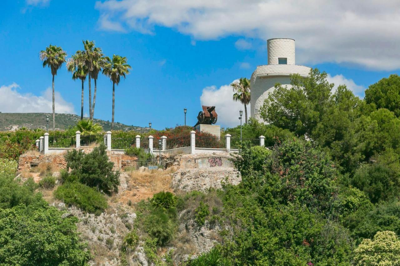 Malagadevacaciones - La Carihuela Palace ตอร์เรโมลิโนส ภายนอก รูปภาพ